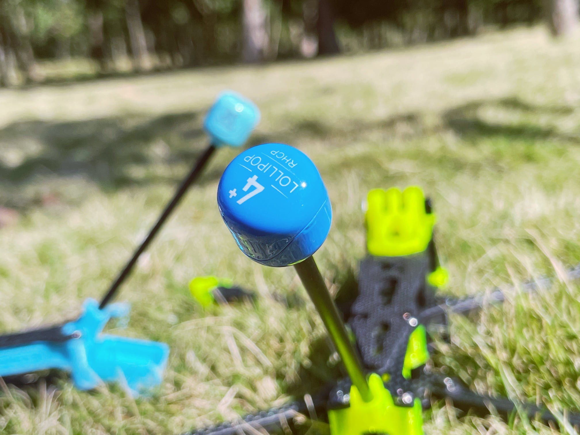 هوائي Foxeer Lollipop 4+ 5.8GH - مراجعة Drone Racing Gate وسعره